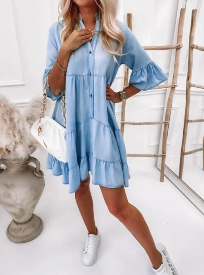 Sanne – Denim midi-jurk met A-lijn en zwierige zoom