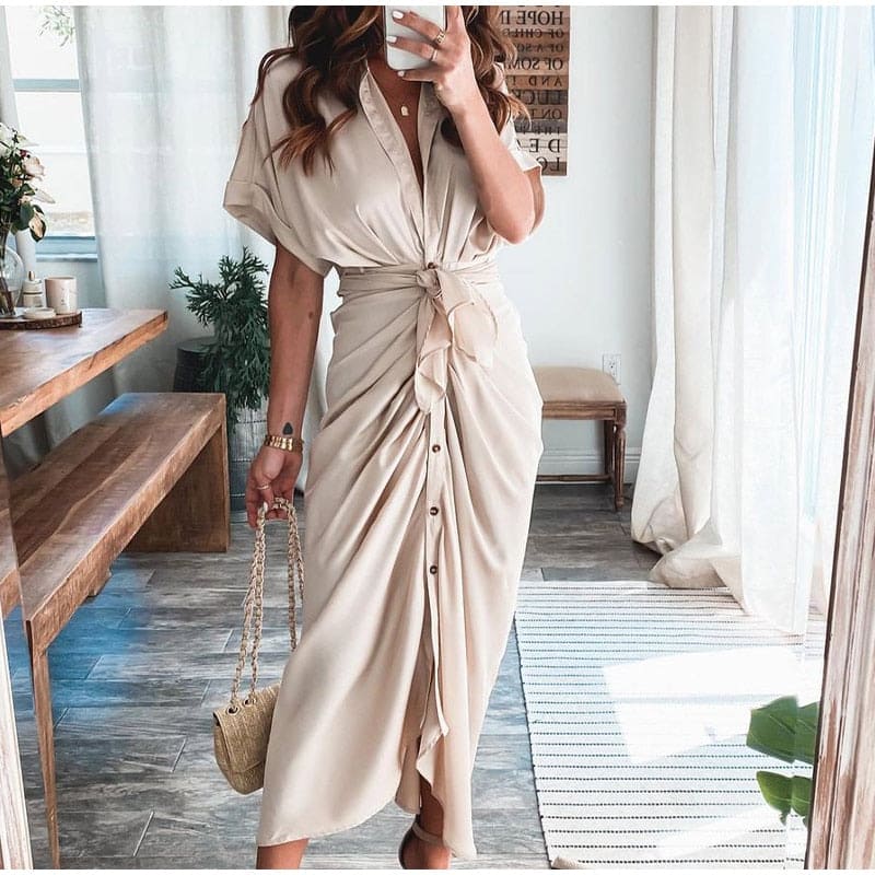 Julia – Luxe maxi jurk met verfijnde details