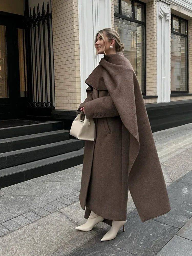 Maison – drape coat met sjaalkraag en double-breasted sluiting