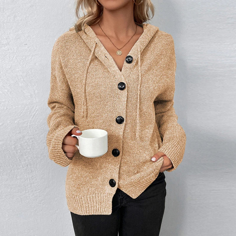 Bo – dikgebreid cardigan-vest met capuchon