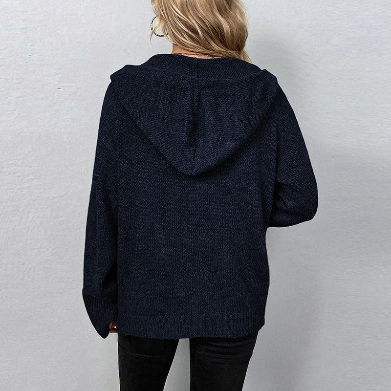Bo – dikgebreid cardigan-vest met capuchon
