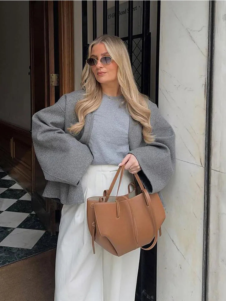 Rowan – oversized wollen jas met dropped shoulders