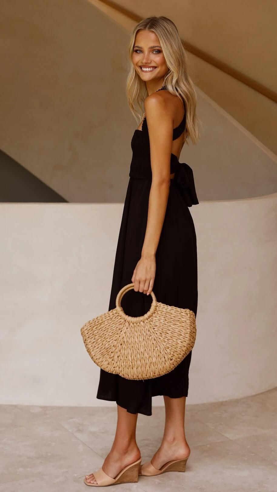 Laida – Maxi Jurk met Strak Lijf en Vloeiende Rok