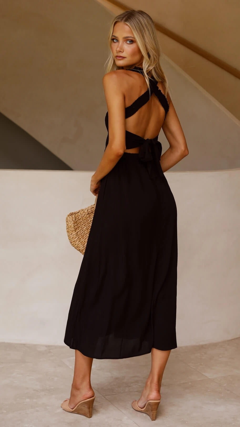 Laida – Maxi Jurk met Strak Lijf en Vloeiende Rok