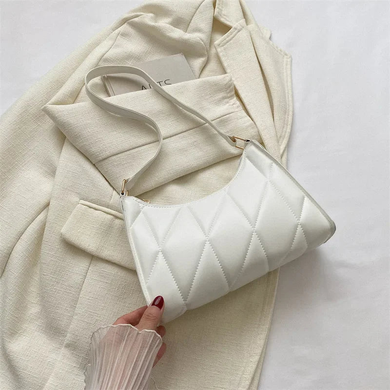 Luna – handtas van pu leer met strak design en korte schouderband