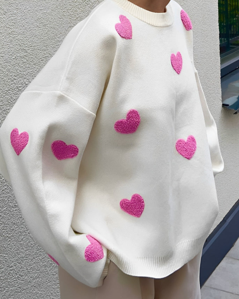 Louane – oversized trui met hartjes en relaxte pasvorm