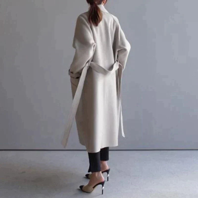 Eleanor – lange winter trenchcoat met klassieke rever