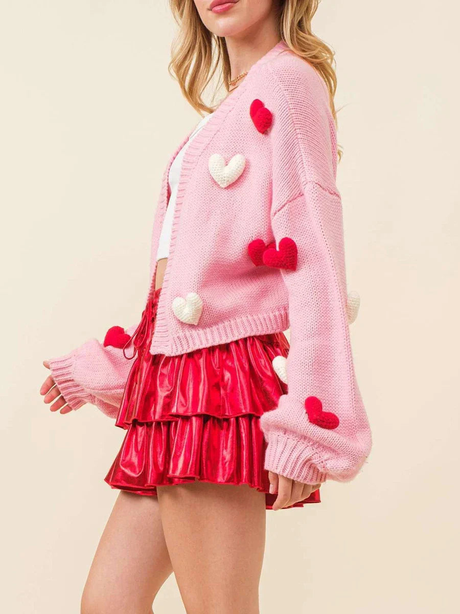Jill – gebreid cardigan vest met geborduurde hartjes