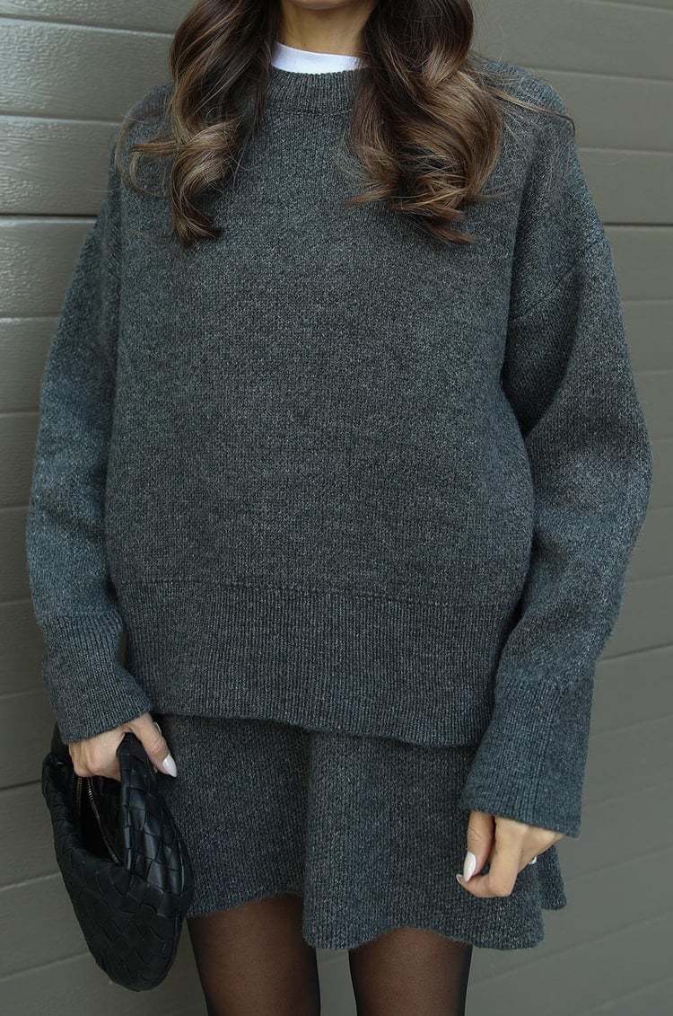 Léa – gebreide set met trui en minirok in zachte stof en casual fit