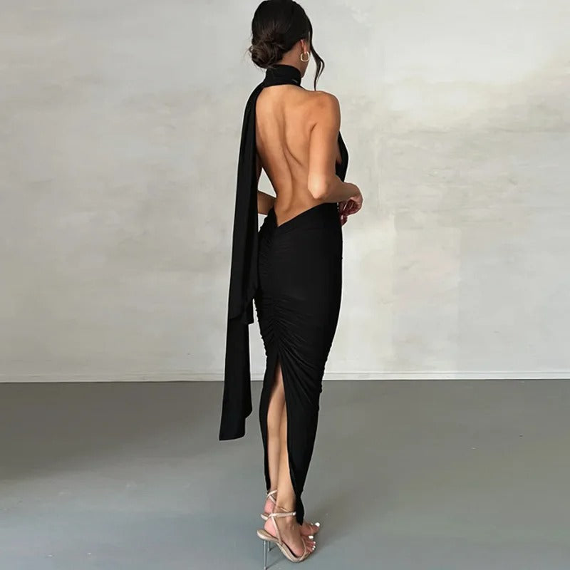 Clara – maxi jurk met diepe V-hals en elegante drapering