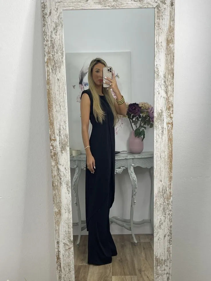 Mira – Zachtgrijze jersey set met asymmetrische top en hoge taille broek