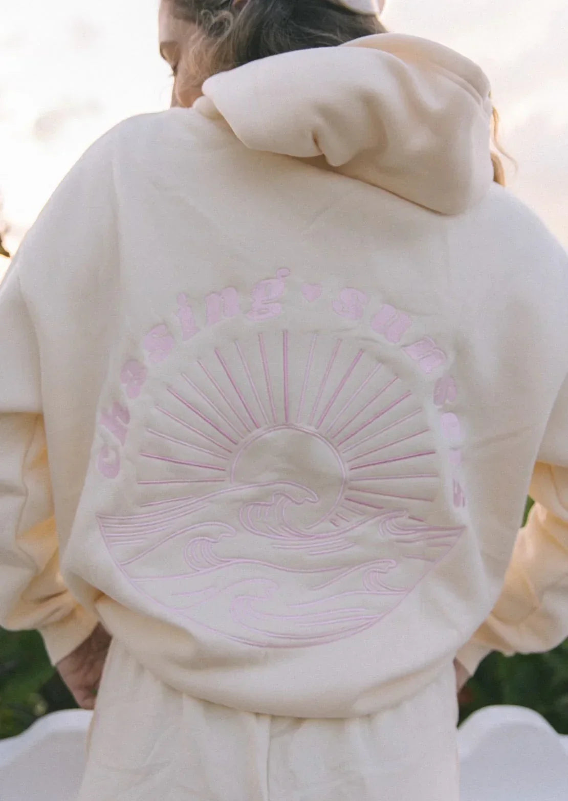Sunset - Overized geborduurde zon en ocean hoodie 1+1 Gratis