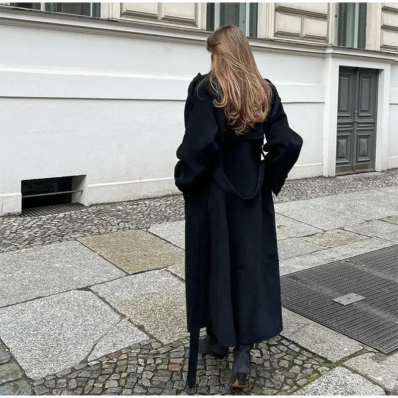 Rowan – lange oversized jas van wolmix met krachtige revers