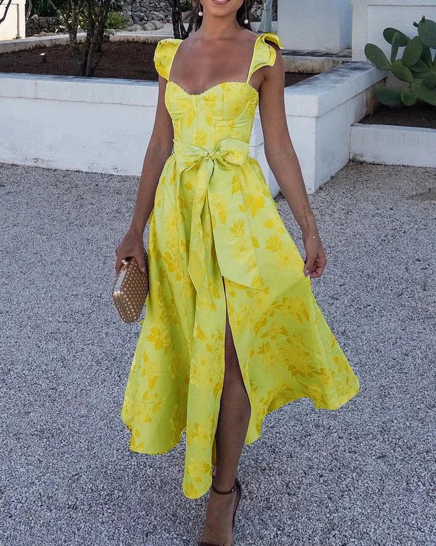 Jessica – Midi jurk met bloemenprint en fijne strikdetail