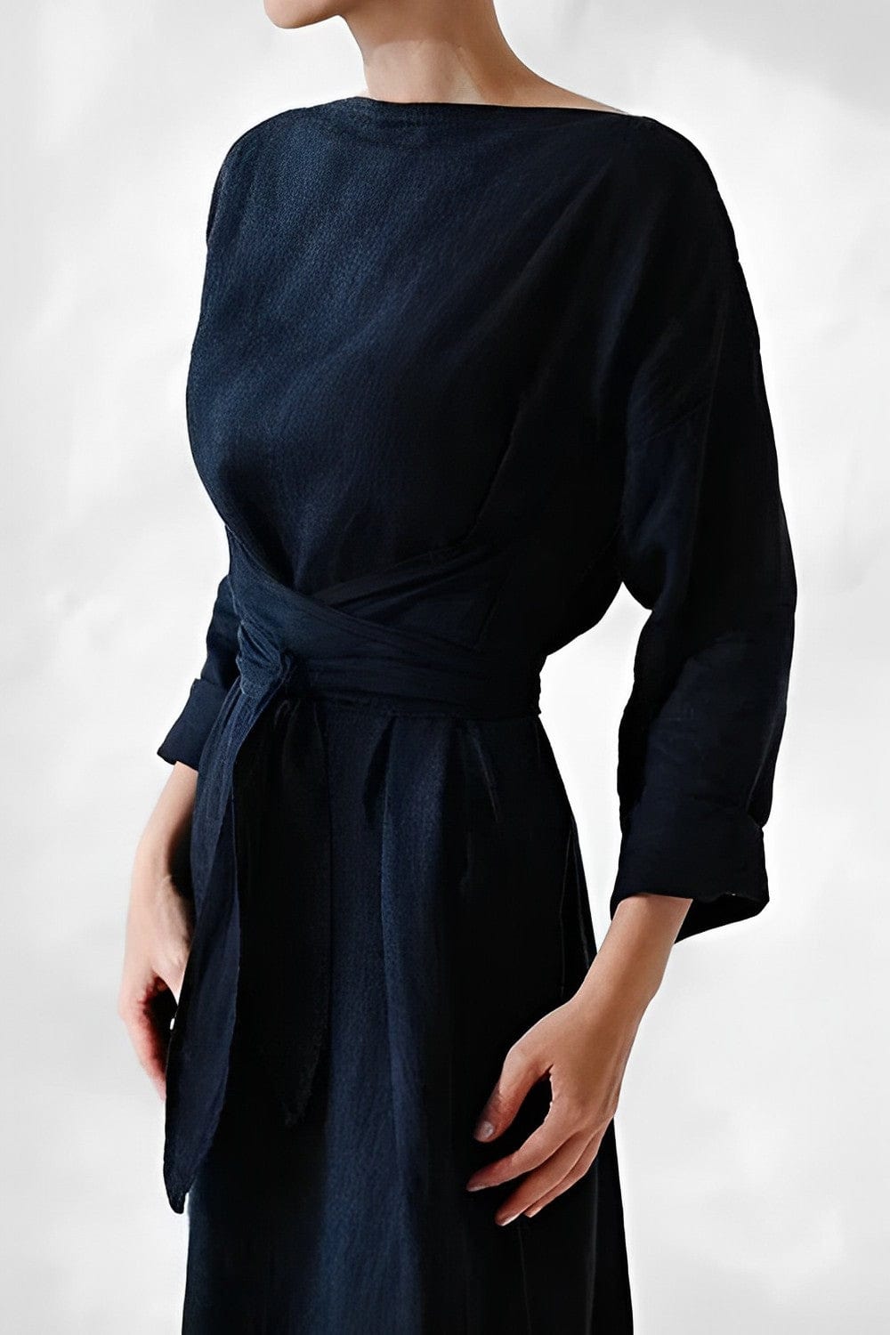 Elise – maxi jurk van katoen met strikdetail in de taille en lange mouwen