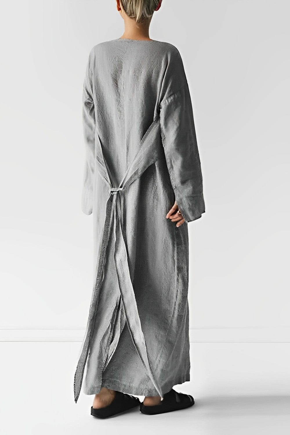 Elise – maxi jurk van katoen met strikdetail in de taille en lange mouwen