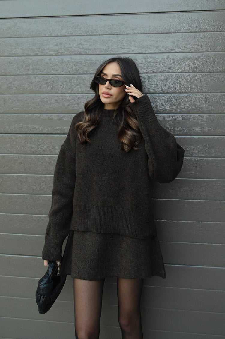 Léa – gebreide set met trui en minirok in zachte stof en casual fit