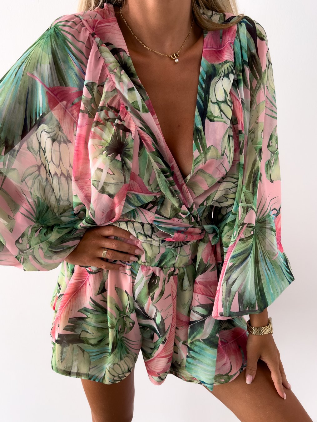 Luna – Zachte Co-Ord Set met V-hals top en high-waisted broek