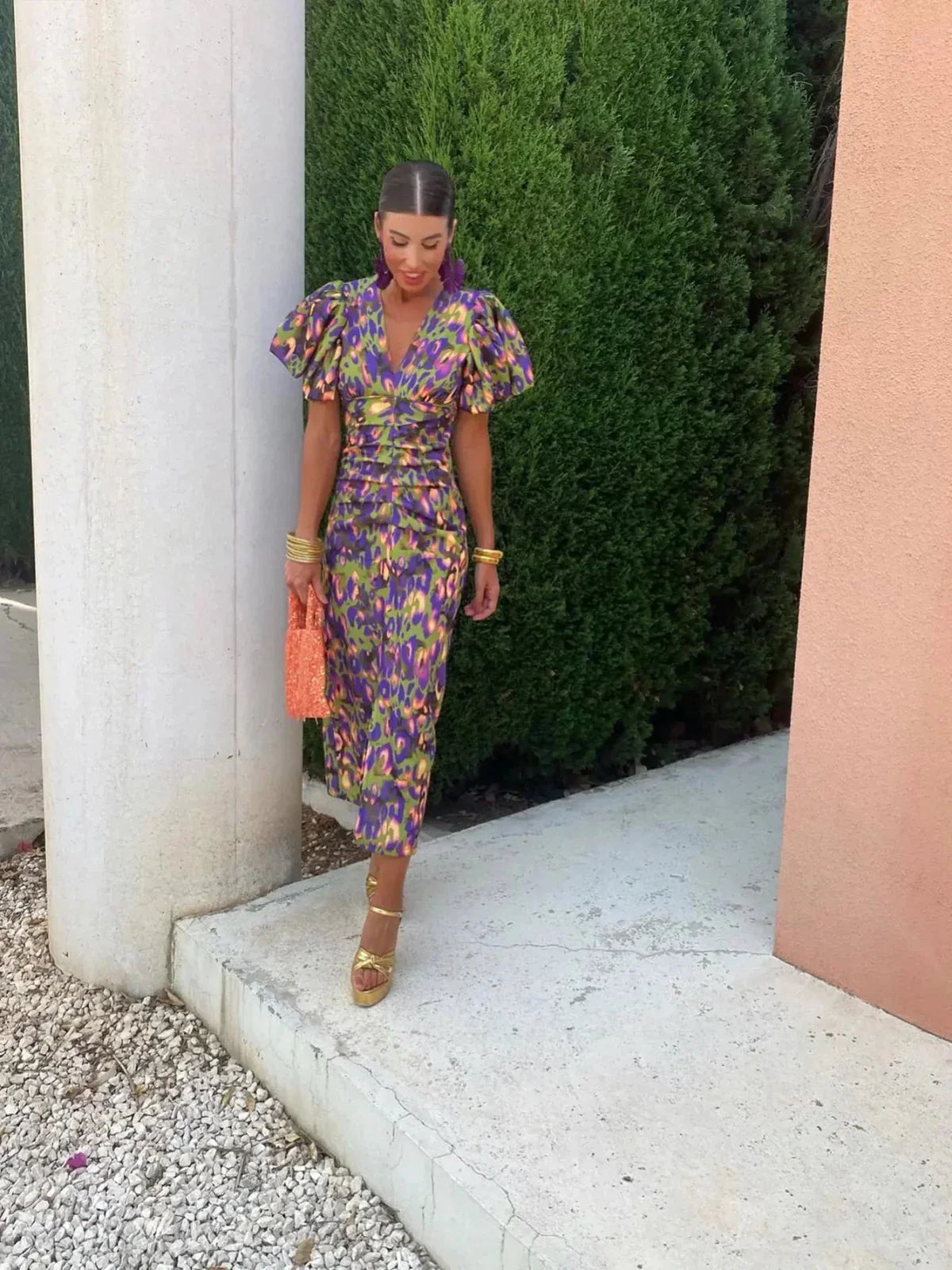 Dianna – Zomer midi-jurk met bloemenprint en pofmouwen