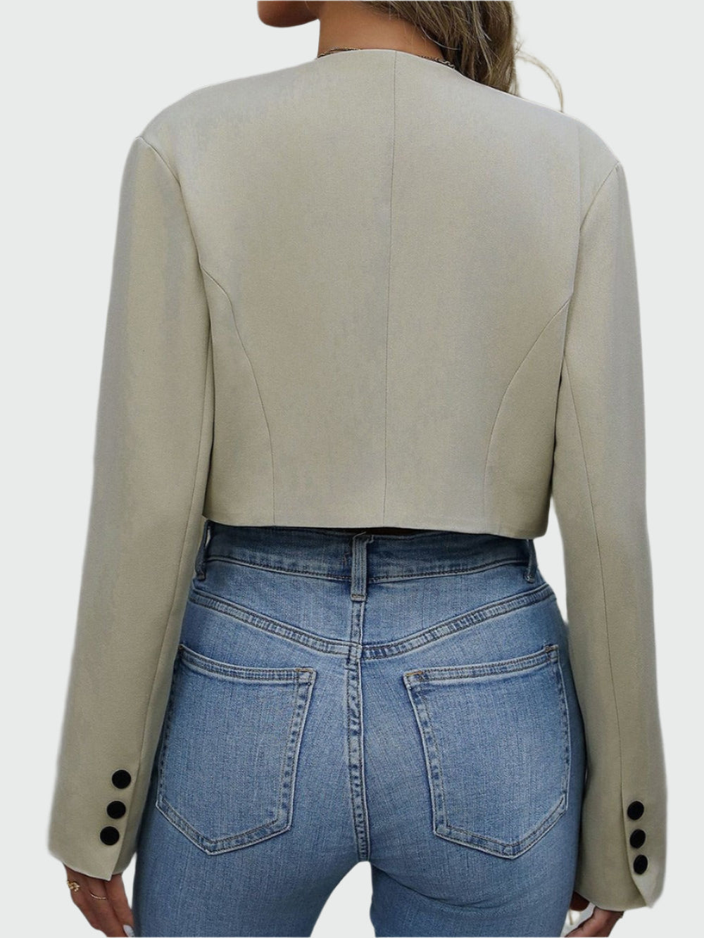 Romy – cropped jas met structuur en luxe afwerking