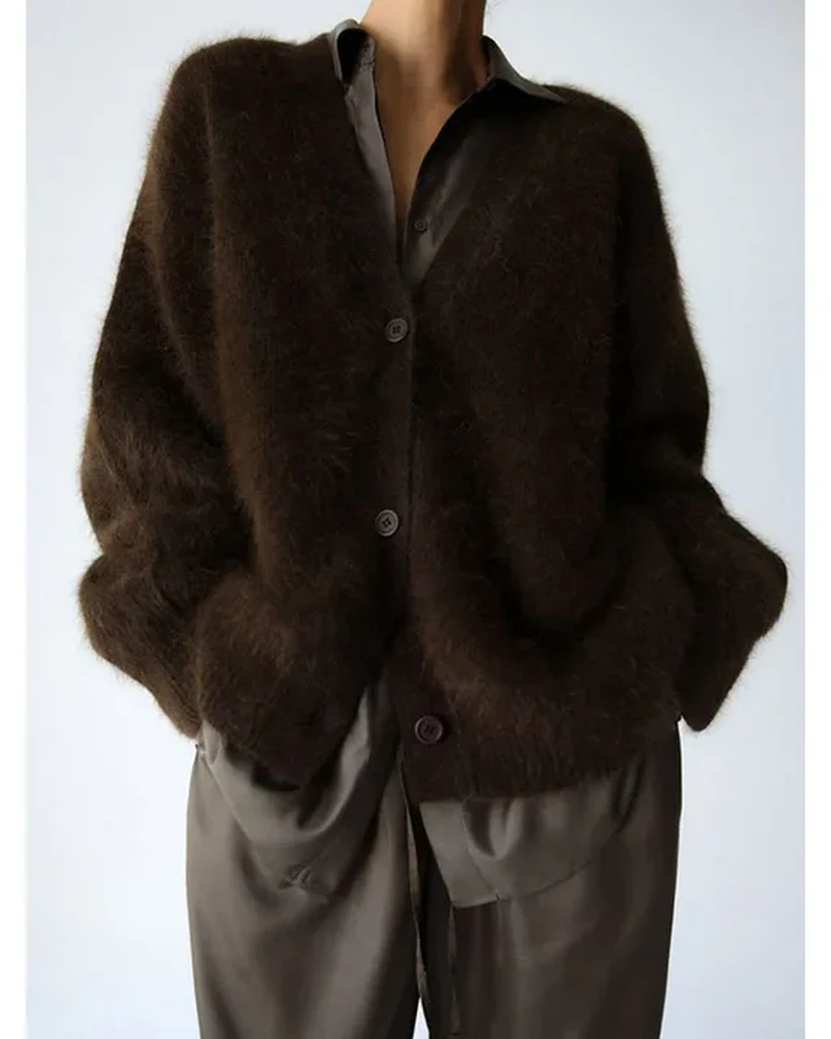 Mara – Gebreide Wollen Cardigan Met V-hals En Lange Mouwen