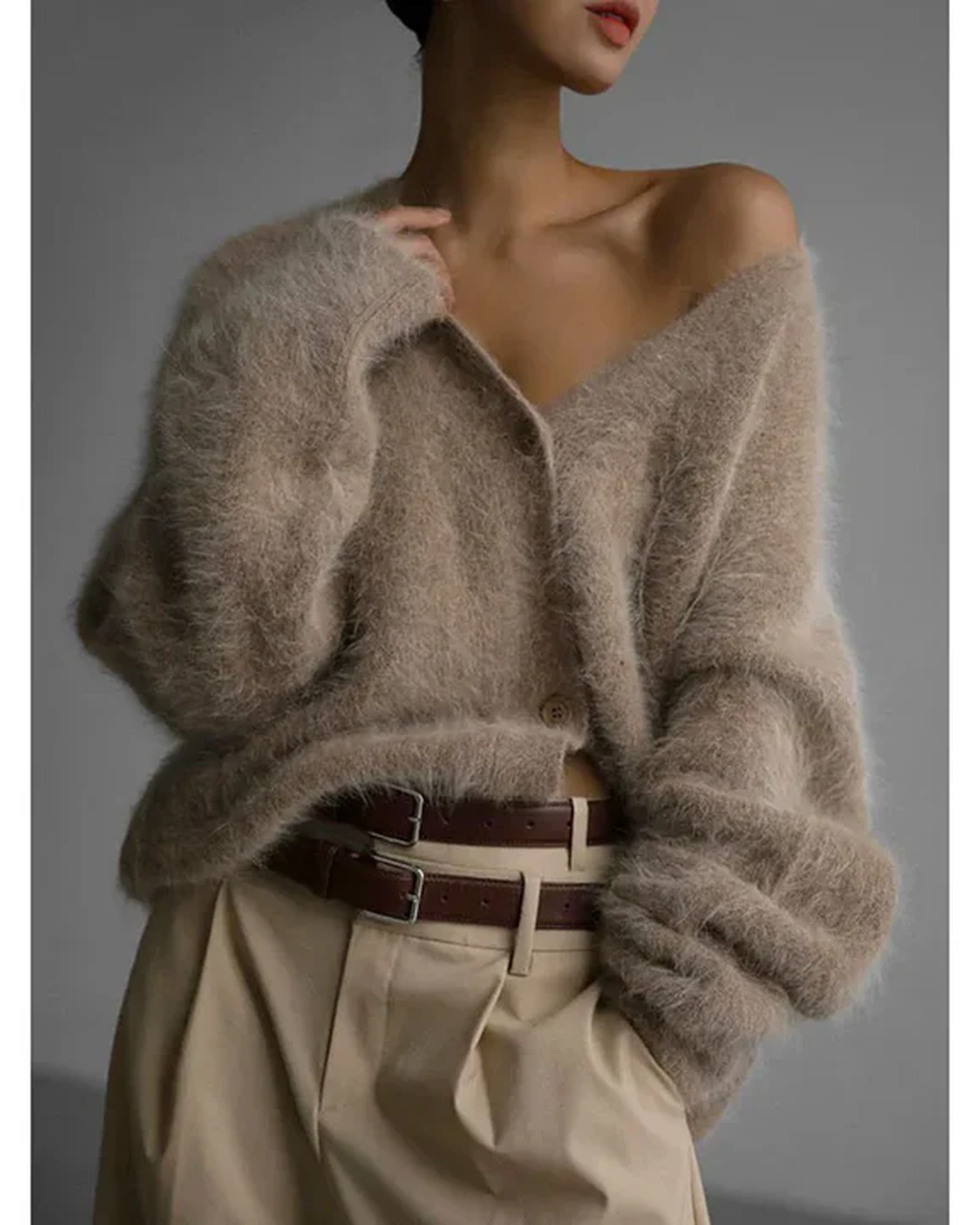 Mara – Gebreide Wollen Cardigan Met V-hals En Lange Mouwen