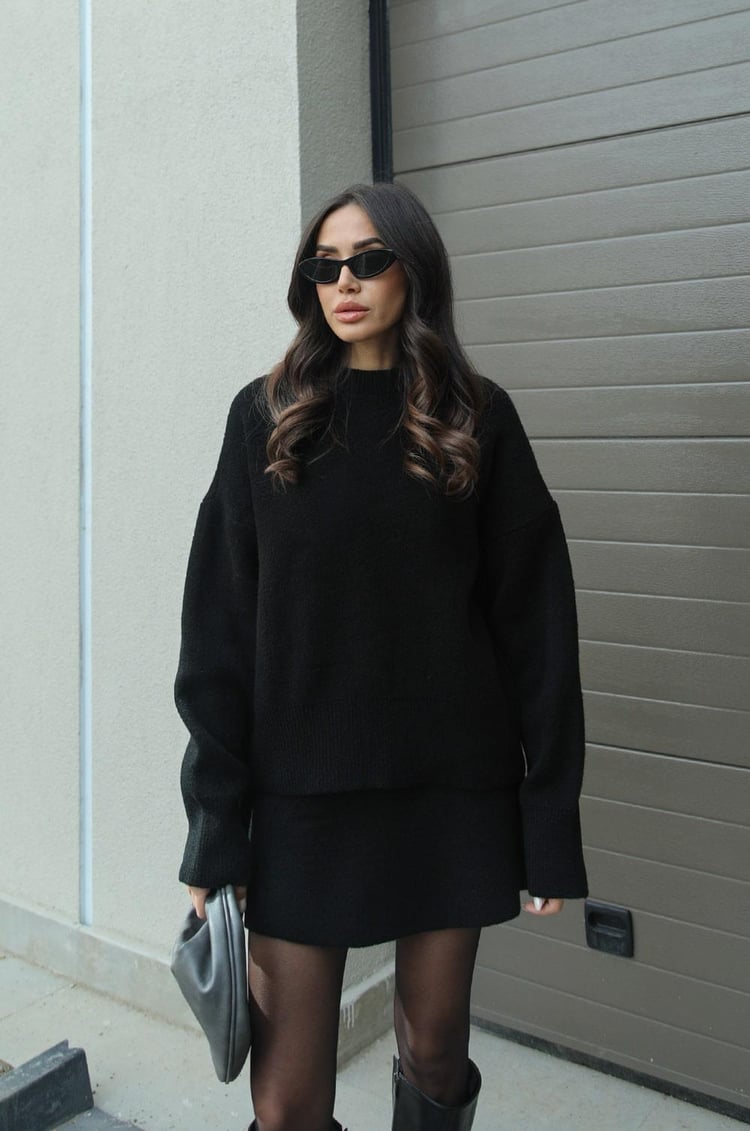 Léa – gebreide set met trui en minirok in zachte stof en casual fit