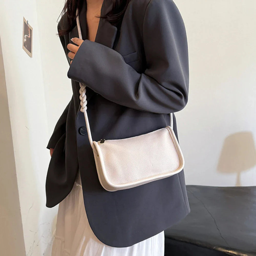 Eva – crossbody handtas van rundleer met verstelbare riem