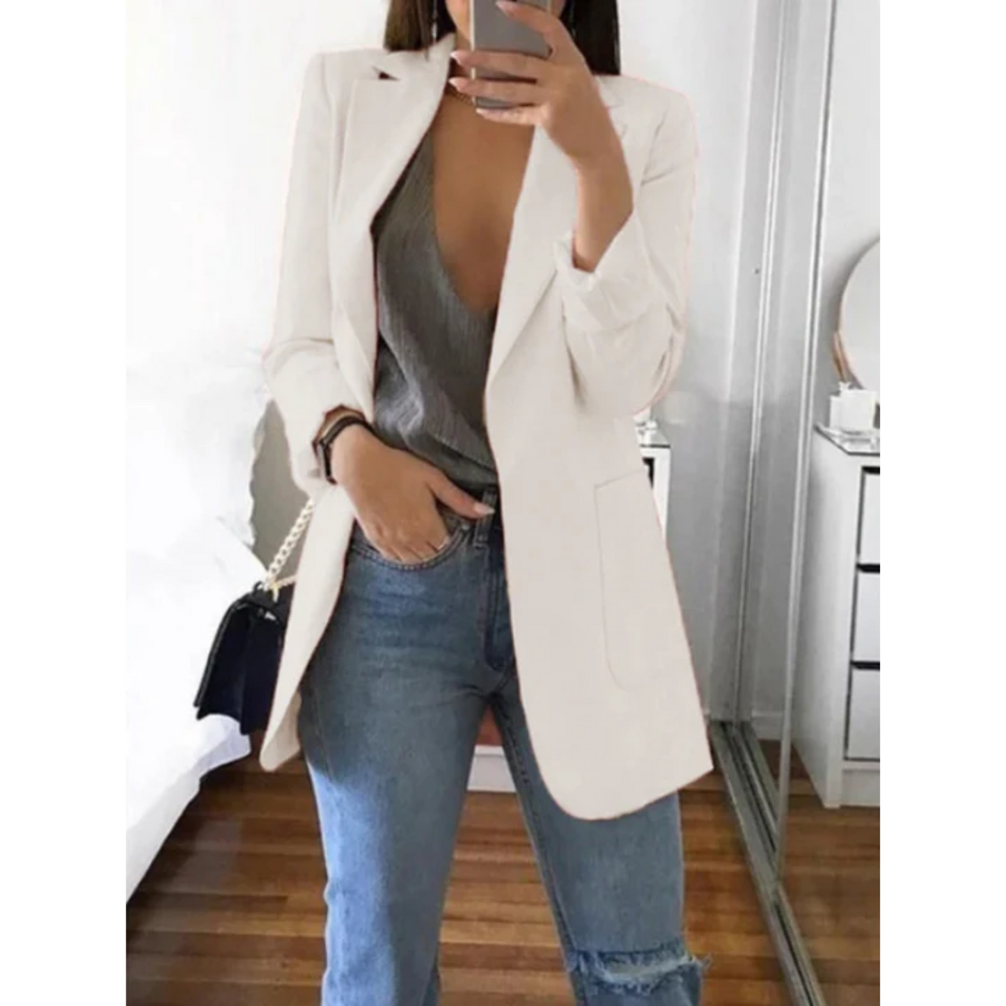 Julianne – slim-fit damesblazer met elegante belijning