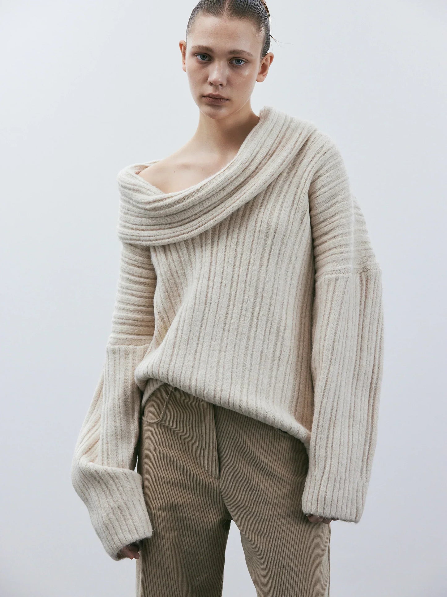 Maïa – oversized gebreide damestrui van wol