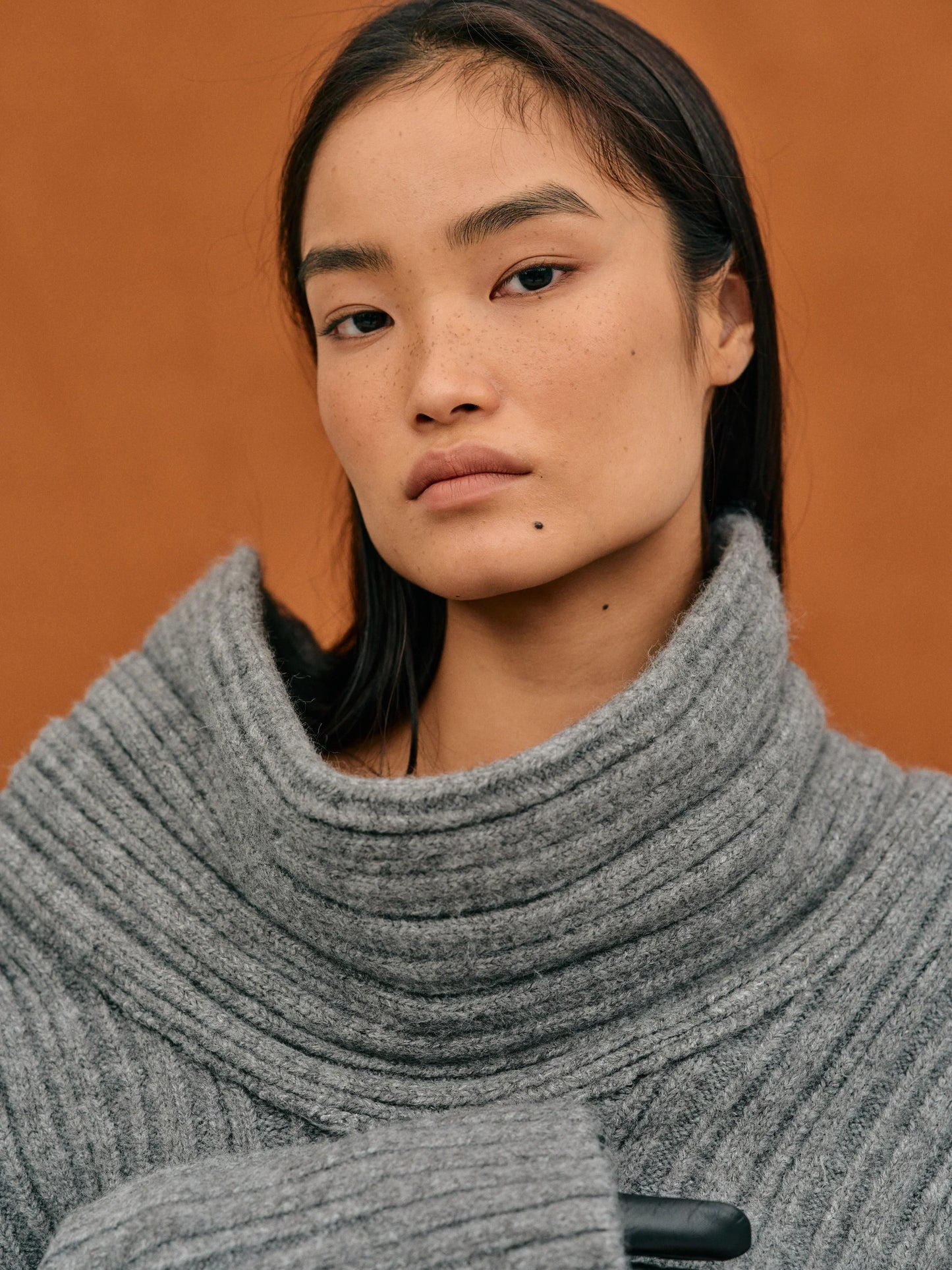 Maïa – oversized gebreide damestrui van wol