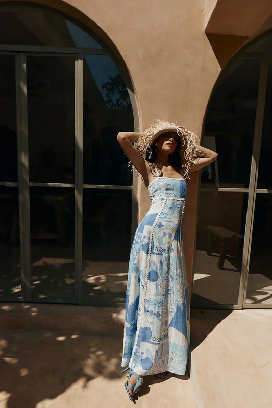 Elisa – Maxi jurk in chiffon met halflange mouwen hoge taille en diepe ruglijn