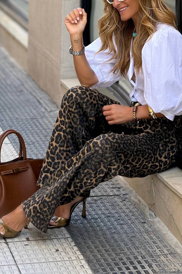 Luipaard print jeans met hoge taille en wijde pijpen