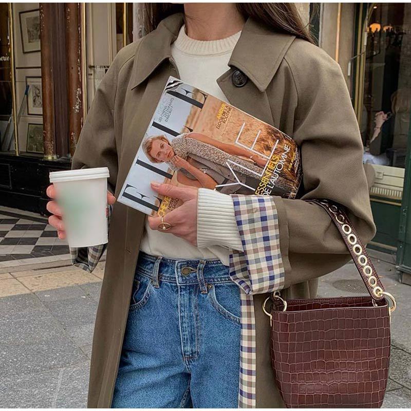 Noa – lange trenchcoat met ruitvoering en getailleerde pasvorm