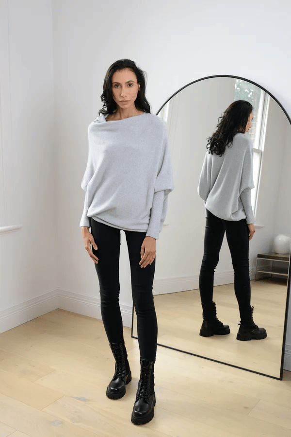 Amira – Off Shoulder Dames Trui Van Zachte Stof