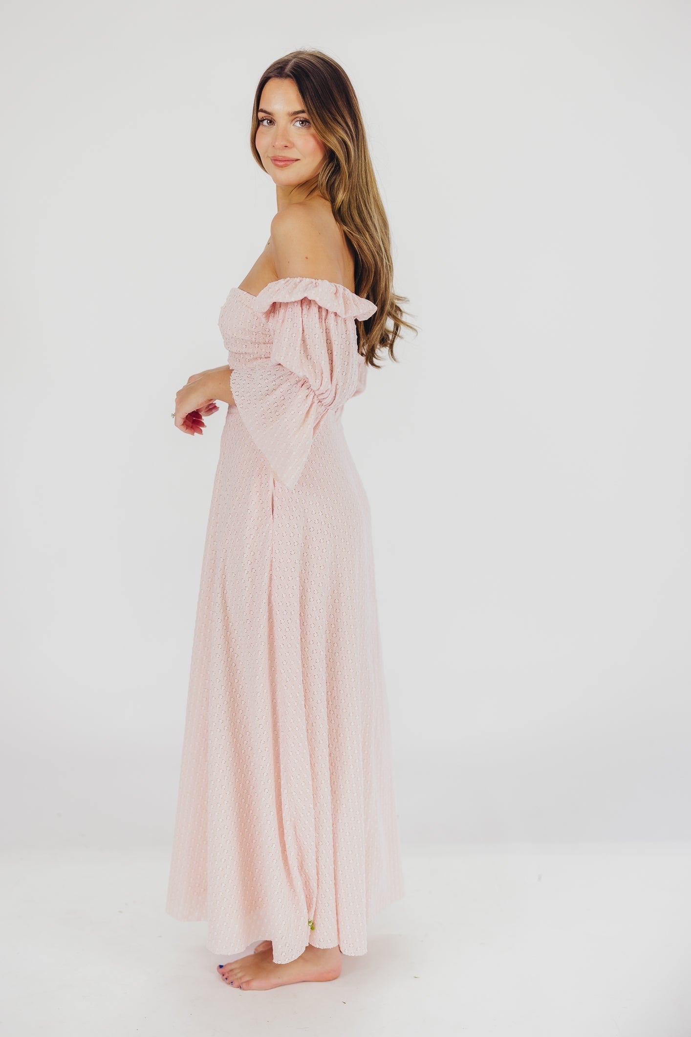 Maisie – Rusches maxi jurk met hartvormige hals en elastische taille