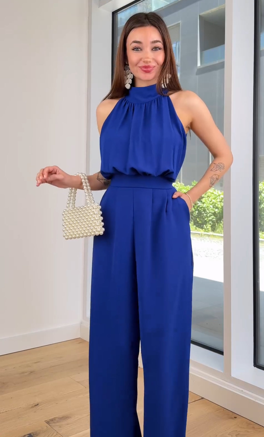 Lara - Luxe satijnen zomer halternek jumpsuit