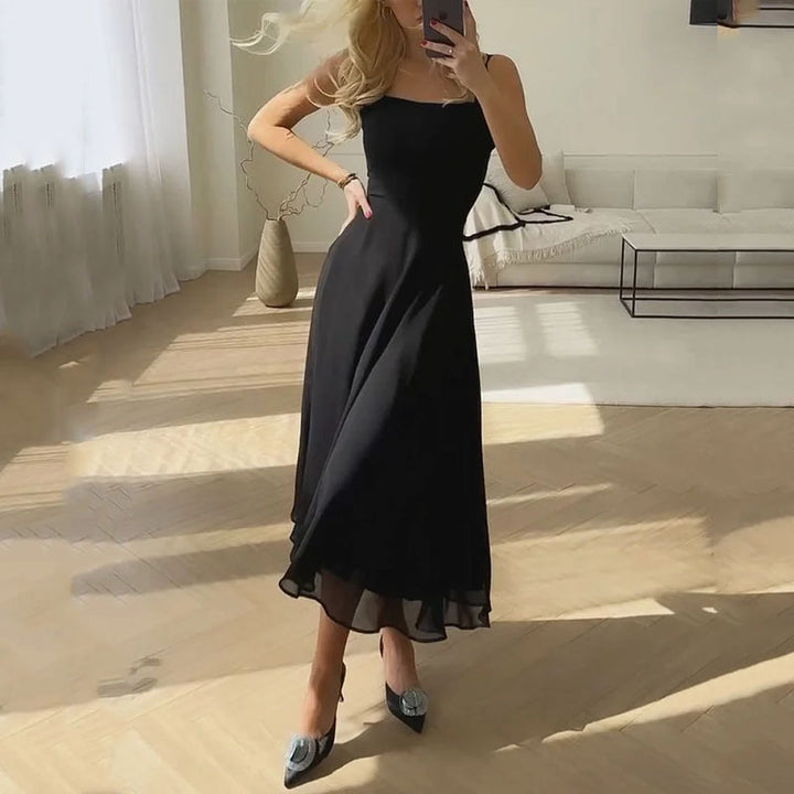 Lena – mouwloze jurk met minimalistische snit en elegante pasvorm