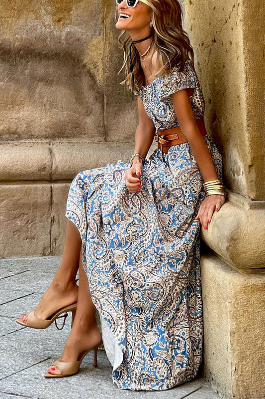 Magda – one-shoulder maxi jurk met riem en asymmetrische mouw
