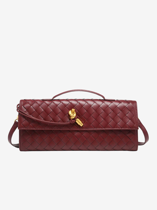 Clémence – Geweven Leren Crossbody Clutch Tas Met Gouden Knoop En Handvat