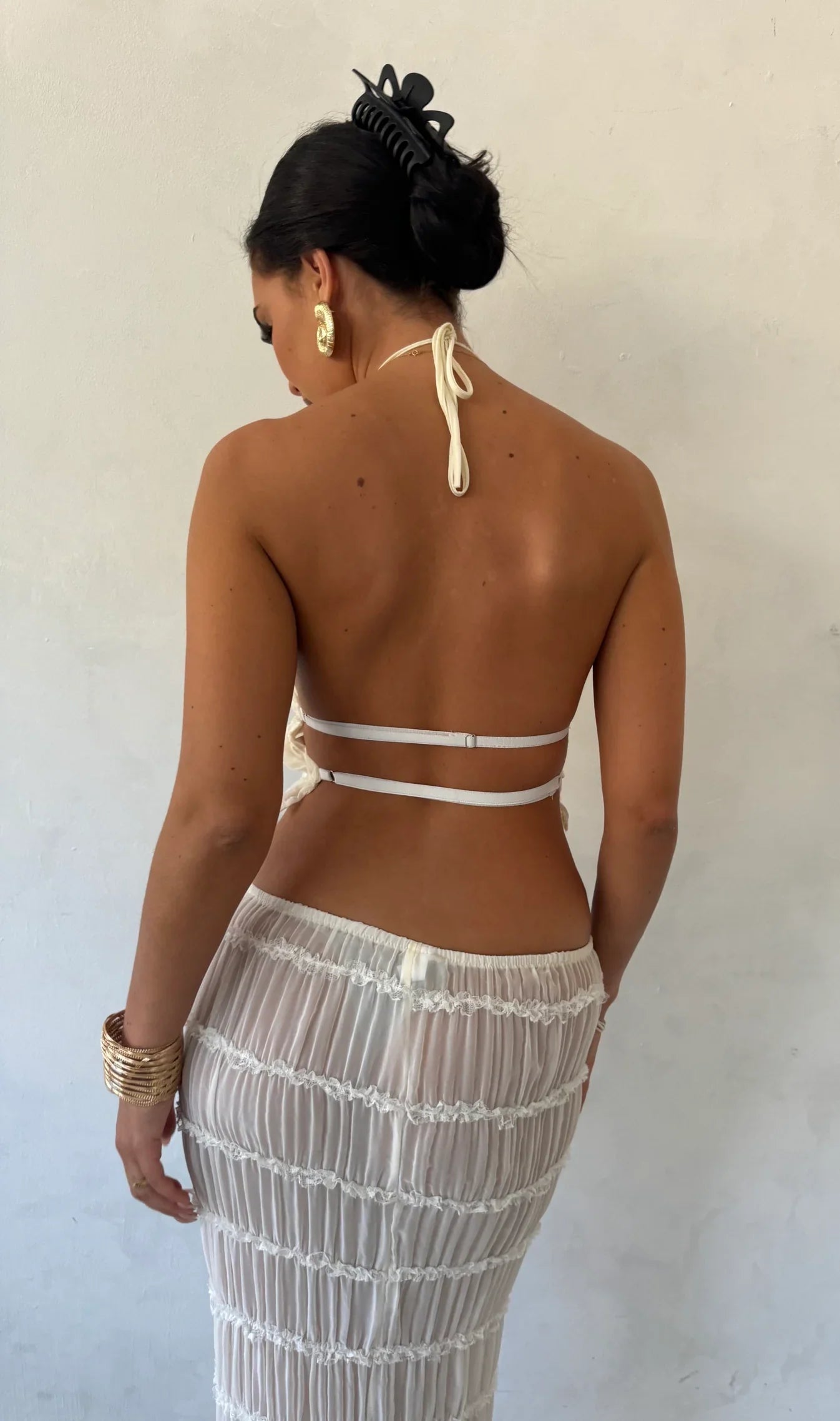 Sienna – Two-piece set van chiffon met haltertop maxi rok en ruches
