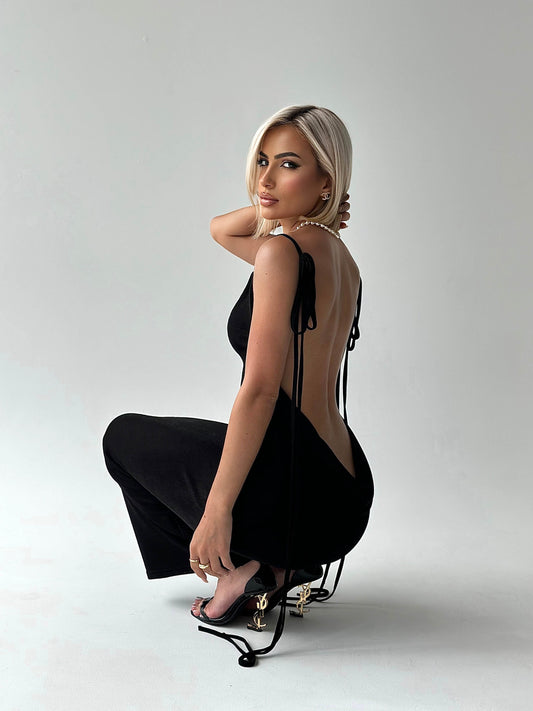 Madison – Maxi jurk met open rug en aansluitende pasvorm