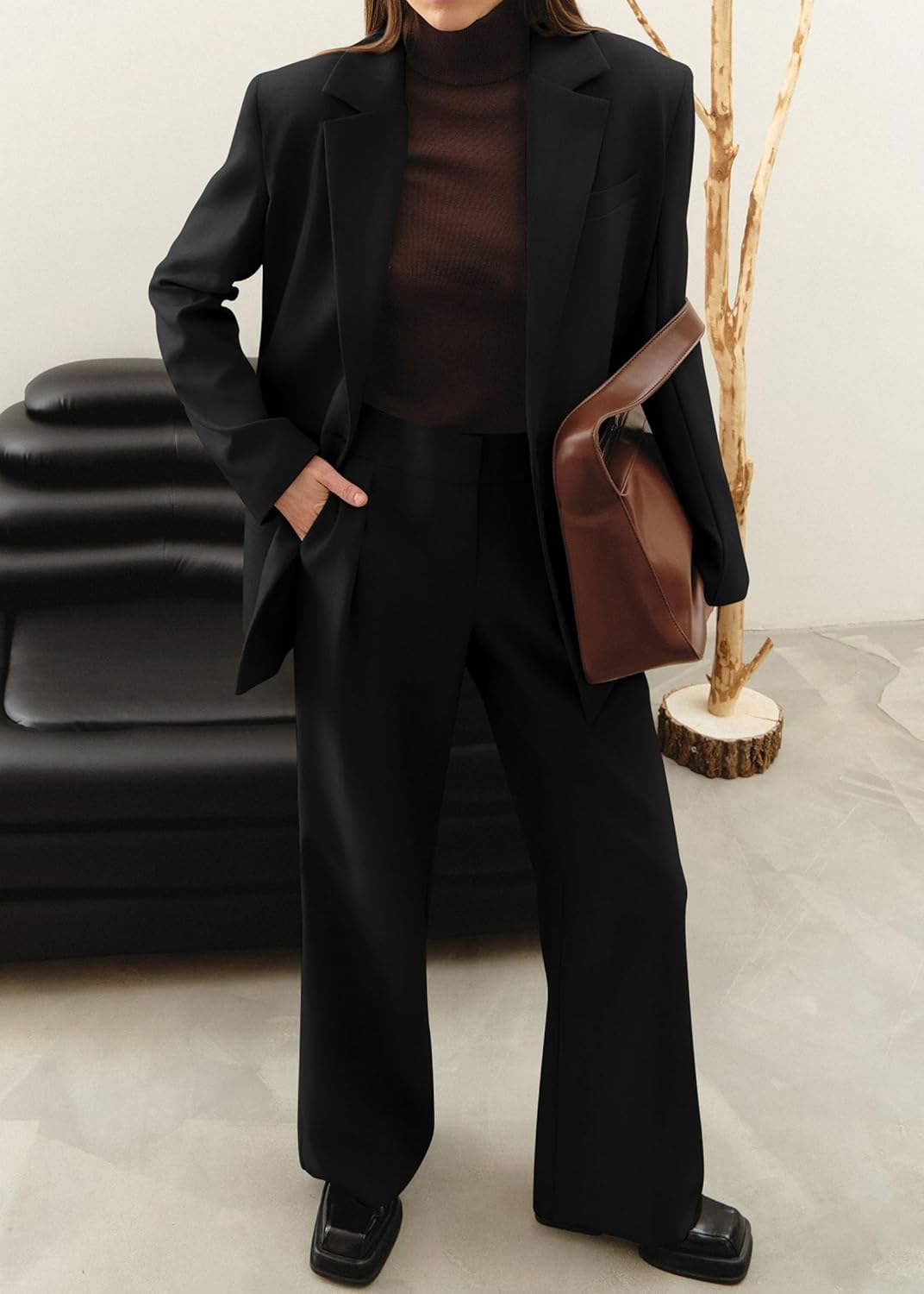 Elise – Tweedelig Damespak Met Rechte Broek En Blazer