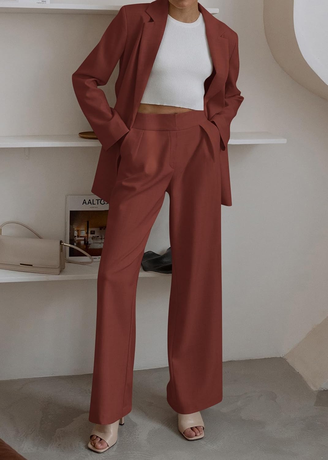Elise – Tweedelig Damespak Met Rechte Broek En Blazer
