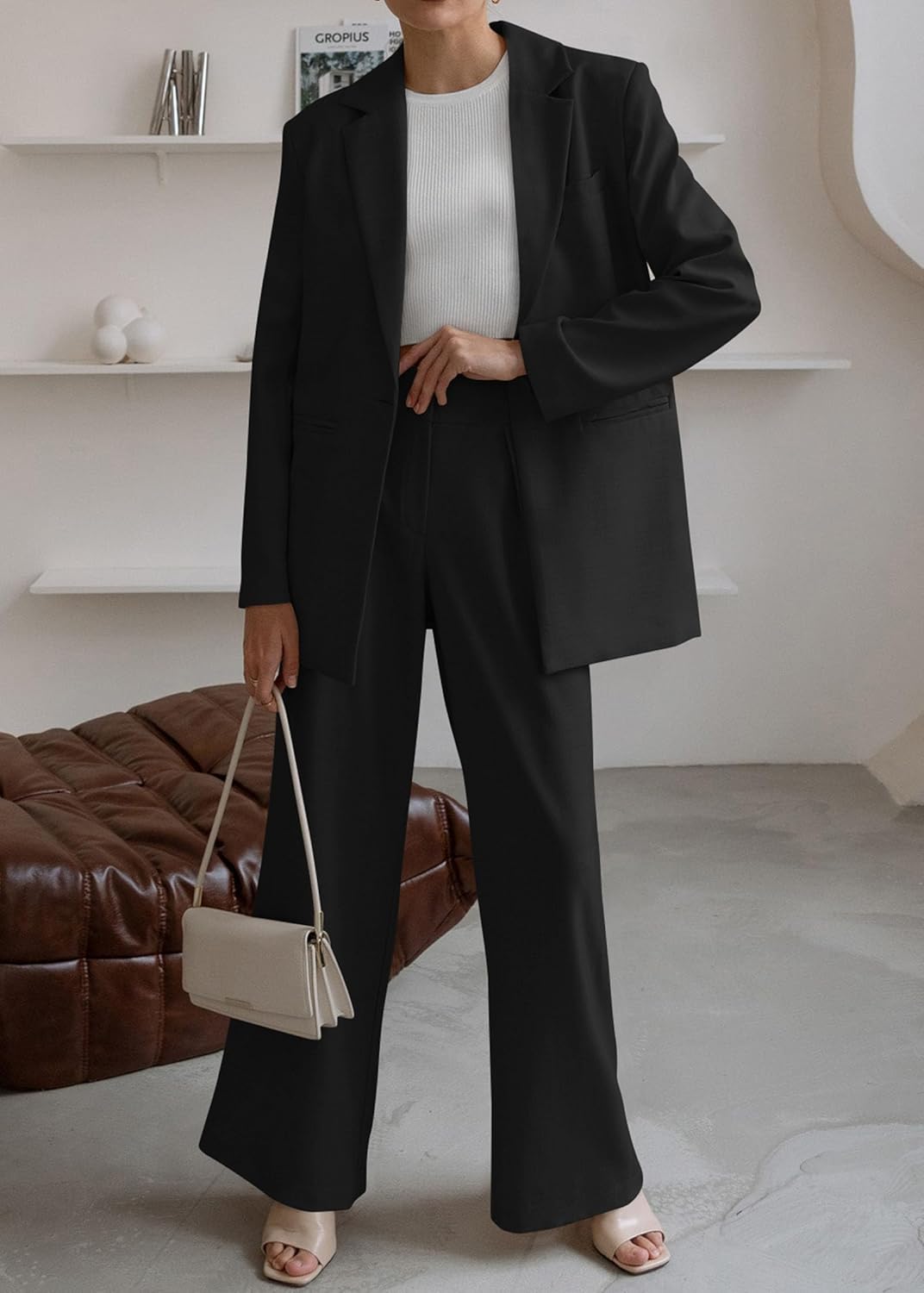 Elise – Tweedelig Damespak Met Rechte Broek En Blazer