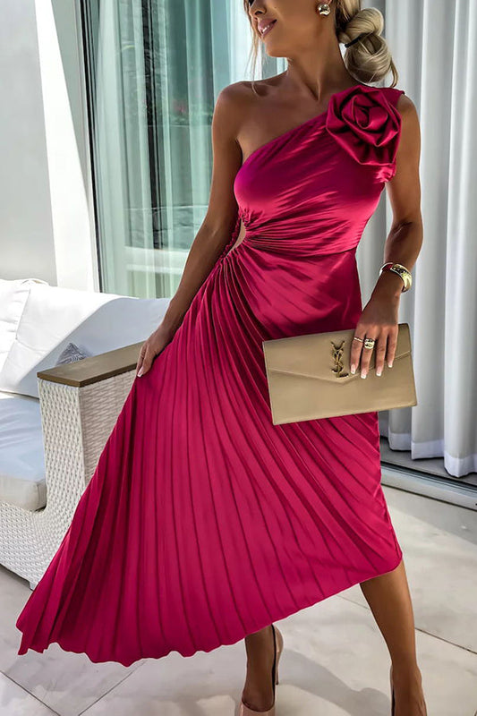 Mandy – Zwarte one-shoulder maxi-jurk met geplisseerde stof