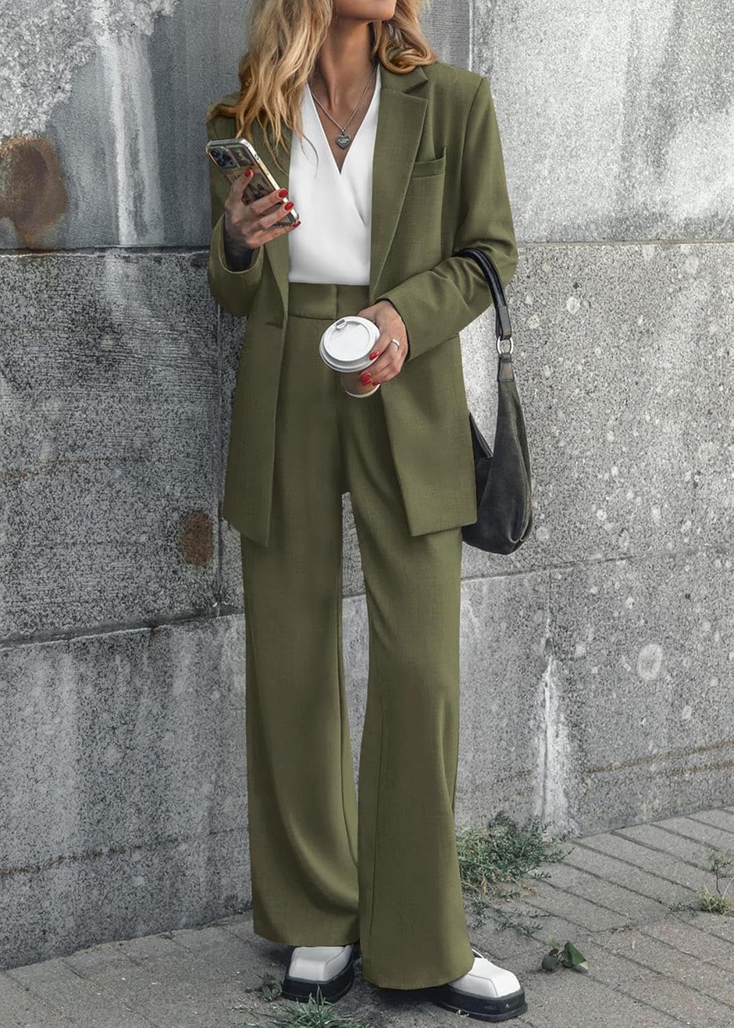 Elise – Tweedelig Damespak Met Rechte Broek En Blazer