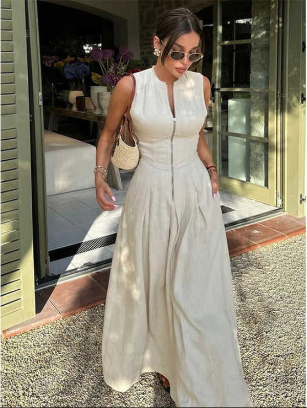 Lina – Mouwloze maxi-jurk met hoge taille en geplooide details