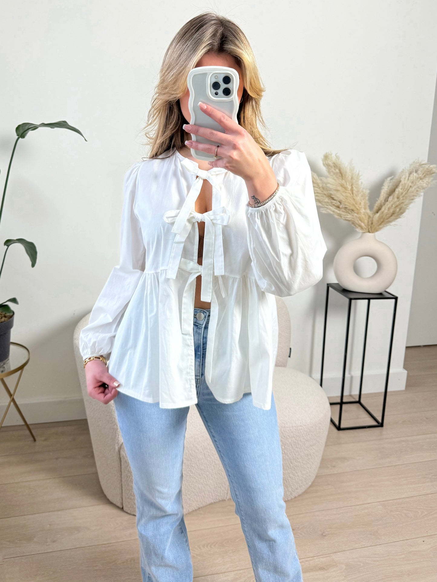 Bea - Bow Blouse
