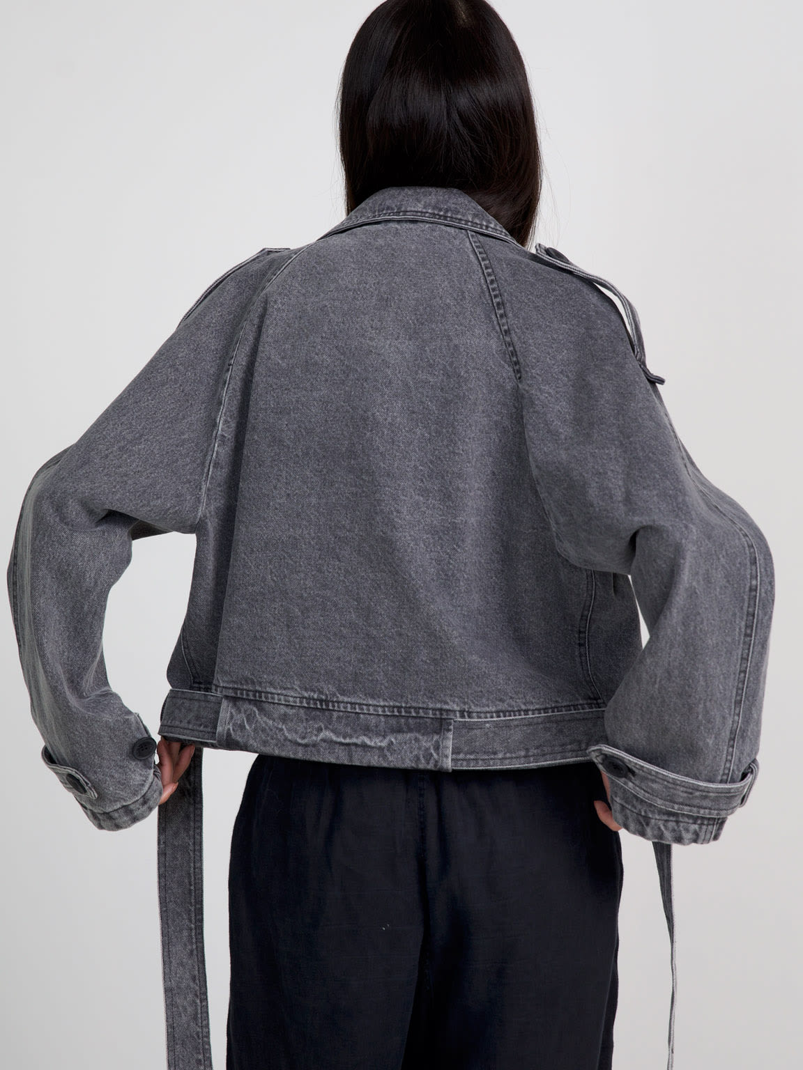 Debby - Korte Denim Trenchcoat met Riem & Knoopdetails